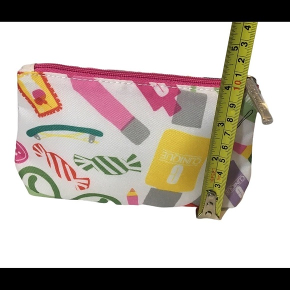 CLINIQUE Cosmetic makeup/ travel bag multi color zippered logo bag - Picture 4 of 7